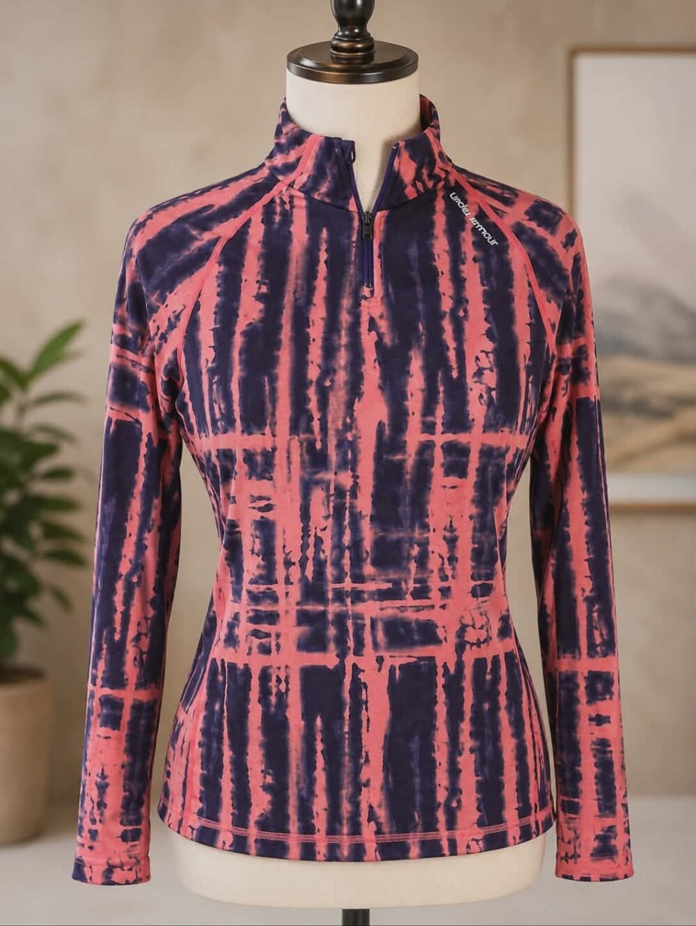 Under Armour Orange and Black Patterned Zip Pullover. Size Med. Coldgear Style.